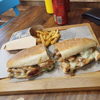 Sandwich au poulet du Restaurant libanais Vista à Paris - n°1