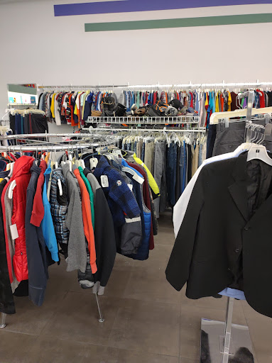 Donations Center «Goodwill Store and Donation Center», reviews and photos