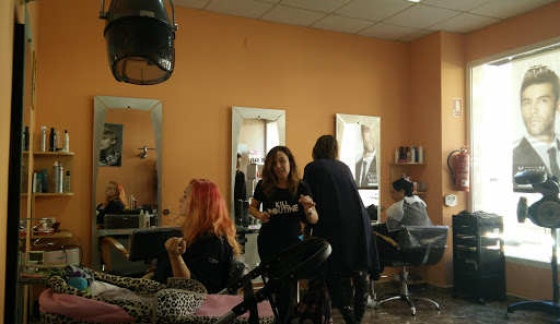 Peluquería Rosa Morán en TroBajo del Camino, León