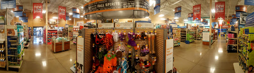Pet Supply Store «PetSmart», reviews and photos, 2389 Taylor Park Dr, Reynoldsburg, OH 43068, USA