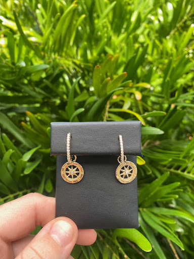 Jewelry Store «Bridge Street Jewelers», reviews and photos, 129 Bridge St, Bradenton Beach, FL 34217, USA