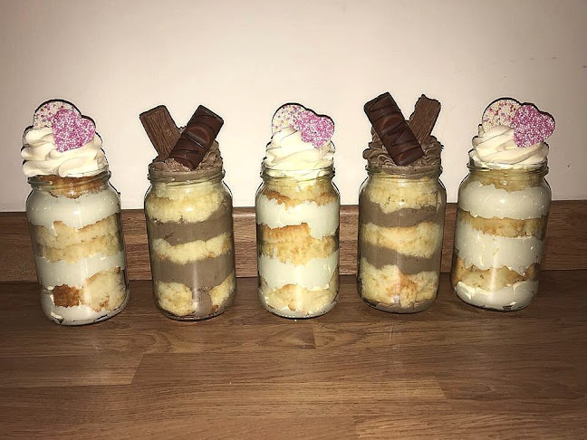 Ellie's Cake Creations - Bakery