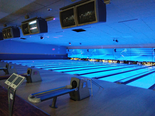 Bowling Supply Shop «Lodge Lanes», reviews and photos, 46255 S Interstate 94 Service Dr, Belleville, MI 48111, USA