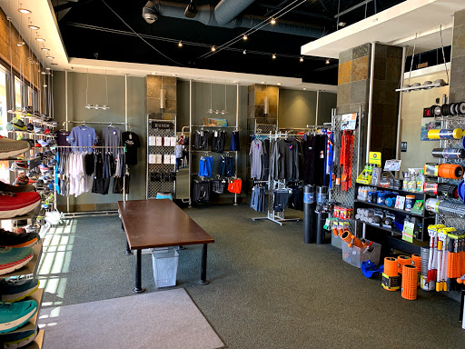 Shoe Store «Sole Sports Running Zone», reviews and photos, 1006 E Warner Rd #104, Tempe, AZ 85284, USA