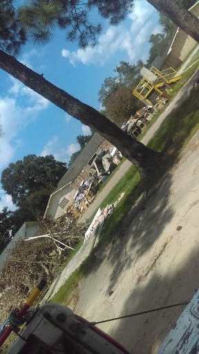 Thrift Store «Salvation Army Thrift Store», reviews and photos, 1003 Florida Ave SW, Denham Springs, LA 70726, USA