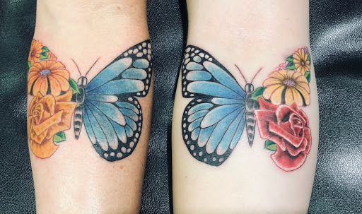 Explore flower finger tattoo ideas, creative tattoo ideas in Sedona, available at Physical Graffiti Tattoo