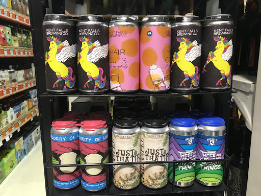 Liquor Store «Warehouse Wine & Liquor», reviews and photos, 113 Mill Plain Rd #6, Danbury, CT 06811, USA