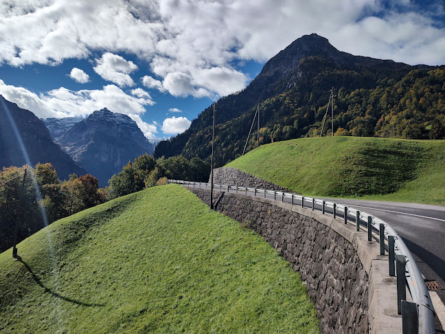 Parkplatz Wasserfall Berglistüber