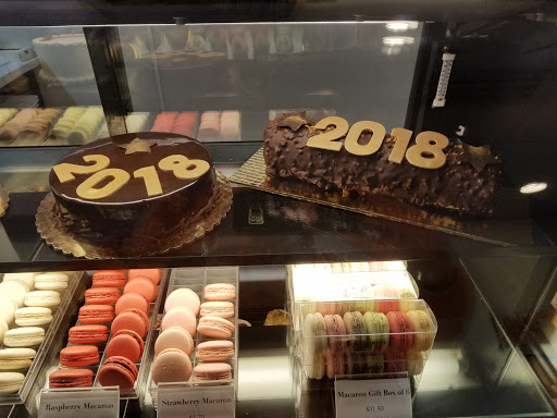 Bakery «Layered Cake Patisserie LLC», reviews and photos, 9 Catoctin Cir SW, Leesburg, VA 20175, USA