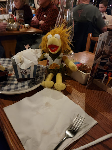 American Restaurant «Cracker Barrel Old Country Store», reviews and photos, 1162 Wayne Ave, Chambersburg, PA 17202, USA