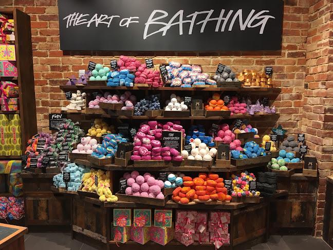 Reviews of Lush Cosmetics Derby in Derby - Cosmetics store