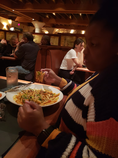 Shopping Mall «The Shops at Somerset Square», reviews and photos, 140 Glastonbury Blvd, Glastonbury, CT 06033, USA