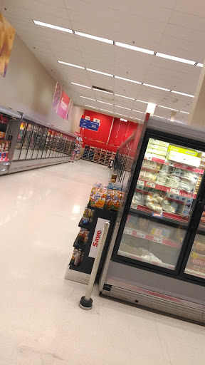 Grocery Store «Save-A-Lot», reviews and photos, 425 Broad St, Manchester, CT 06040, USA