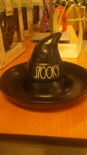 Department Store «T.J. Maxx», reviews and photos, 3020 Sprague Ln, Woodburn, OR 97071, USA