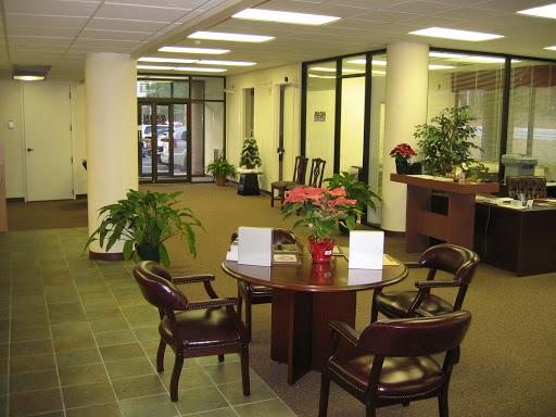 Used Car Dealer «AGN Auto Gallery», reviews and photos, 1335 Holcomb Bridge Rd, Roswell, GA 30076, USA