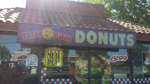 Donut Shop «Yum Yum Donuts», reviews and photos, 1090 Meridian Ave, San Jose, CA 95125, USA