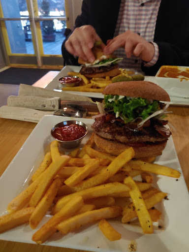 Movie Theater «Lake Theater & Cafe», reviews and photos, 106 N State St, Lake Oswego, OR 97034, USA