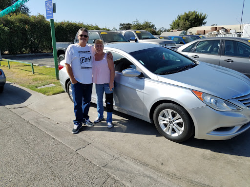 Used Car Dealer «Dollar Bill Auto Sales», reviews and photos, 1234 E Center Ave, Visalia, CA 93292, USA