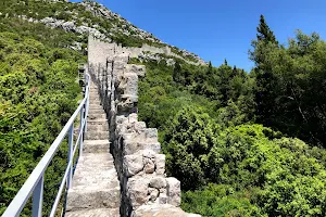 Ston Walls Entrance image