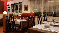 Atmosphère du Restaurant chinois Aux Baguettes d'Or à Quetigny - n°5