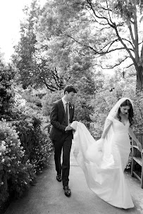 Matilda Madfis Photography - Photo 9 - Car repair in , Hollywood