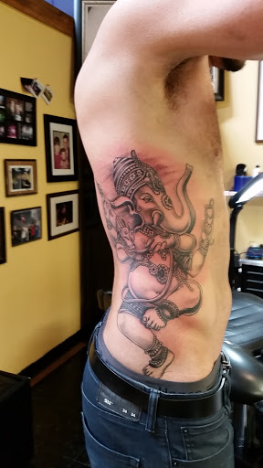 Explore ohana tattoo ideas, creative tattoo ideas in Wylie, available at Scarecrow Galleries Tattoo Company