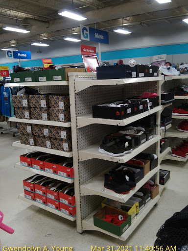 Clothing Store «Rugged Wearhouse», reviews and photos, 6096 Rose Hill Dr, Alexandria, VA 22310, USA