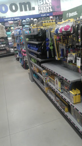 Variety Store «Five Below», reviews and photos, 4921 U.S. 9, Howell, NJ 07731, USA