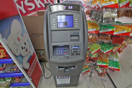 Liquor Store «Buy Low Liquor Store», reviews and photos, 3360 W Montrose Ave, Chicago, IL 60618, USA