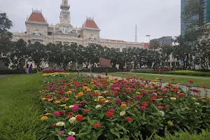 Nhà tưởng niệm Hồ Chí Minh image