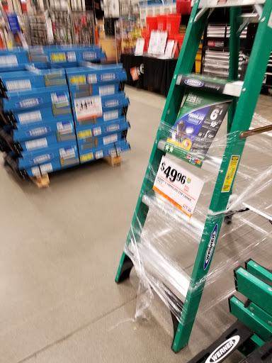 Home Improvement Store «The Home Depot», reviews and photos, 6810 S 180th St, Tukwila, WA 98188, USA