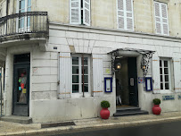 Extérieur du Hôtel de Bordeaux & Restaurant Gastronomique à Pons - n°7