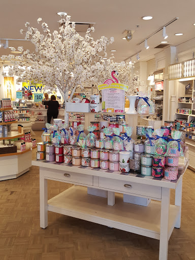 Beauty Supply Store «Bath & Body Works», reviews and photos, 17265 Silver Pkwy, Fenton, MI 48430, USA