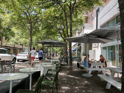 sweetgreen - 200 W 2nd St, Austin, TX 78701