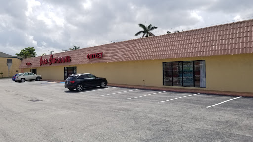 Fabric Store «Boca Bargoons Lake Park», reviews and photos, 910 US-1, Lake Park, FL 33403, USA