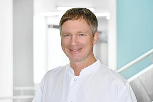 Dr. Dr. Thomas Bittner Praxis für Mund-, Kiefer- und Gesichtschirurgie Kitzingen image