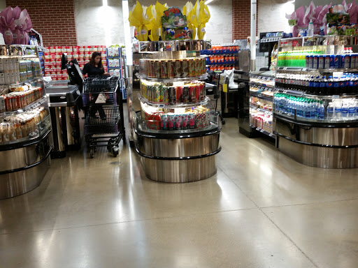 Supermarket «Cermak Fresh Produce», reviews and photos, 4000 W Diversey Ave, Chicago, IL 60639, USA