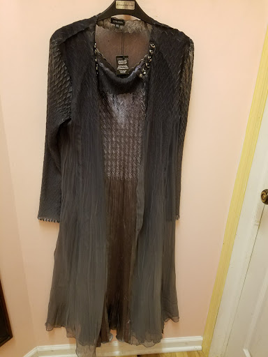 Home Goods Store «Cornerstone Shop & Gallery», reviews and photos, 214 Broad St, Lake Geneva, WI 53147, USA