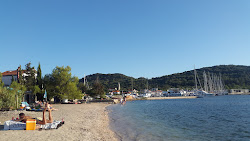 Sutomiscica beach'in fotoğrafı - Çocuklu aile gezginleri için önerilir