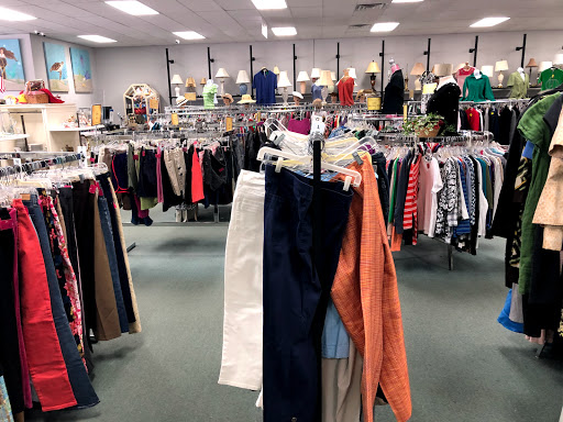 Thrift Store «VNA Hidden Treasures», reviews and photos, 656 21st St, Vero Beach, FL 32960, USA