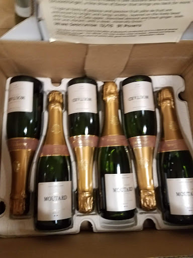 Liquor Store «Fine Wine & Good Spirits», reviews and photos, 1200 Market St, Lemoyne, PA 17043, USA