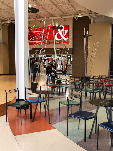 Amusement Center «TILT Studio Family Entertainment Center & Rink Side Ice Arena», reviews and photos, 6152 Grand Ave, Gurnee, IL 60031, USA