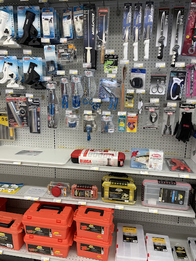 Marine Supply Store «West Marine», reviews and photos, 4141 S 76th St, Greenfield, WI 53220, USA