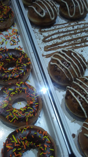 Bakery «Krispy Kreme Doughnuts», reviews and photos, 633 Evans St SW, Atlanta, GA 30310, USA