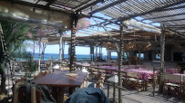 Atmosphère du Restaurant de poisson Plage des Salins à Saint-Tropez - n°10