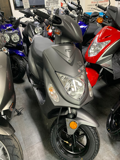 Moped Dealer «Scooter Stop of Charleston Moped Repairs», reviews and photos, 778 Folly Rd, Charleston, SC 29412, USA