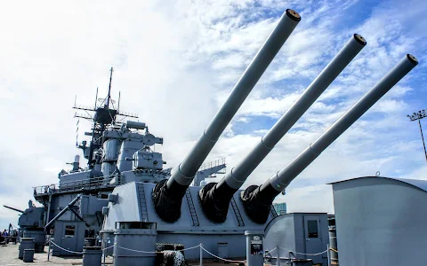 Battleship USS Iowa Museum image