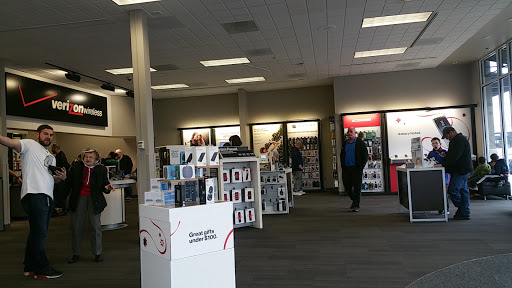 Verizon, 1130 Levis Commons Blvd, Perrysburg, OH 43551, USA, 