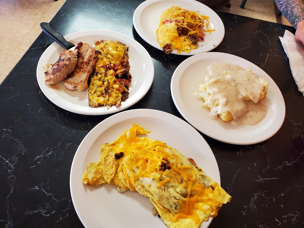 Backwoods Of Bolivar Restaurant 38008