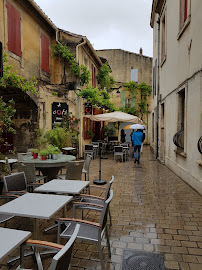 Atmosphère du Restaurant gastronomique Les Maisons Rabanel à Arles - n°11